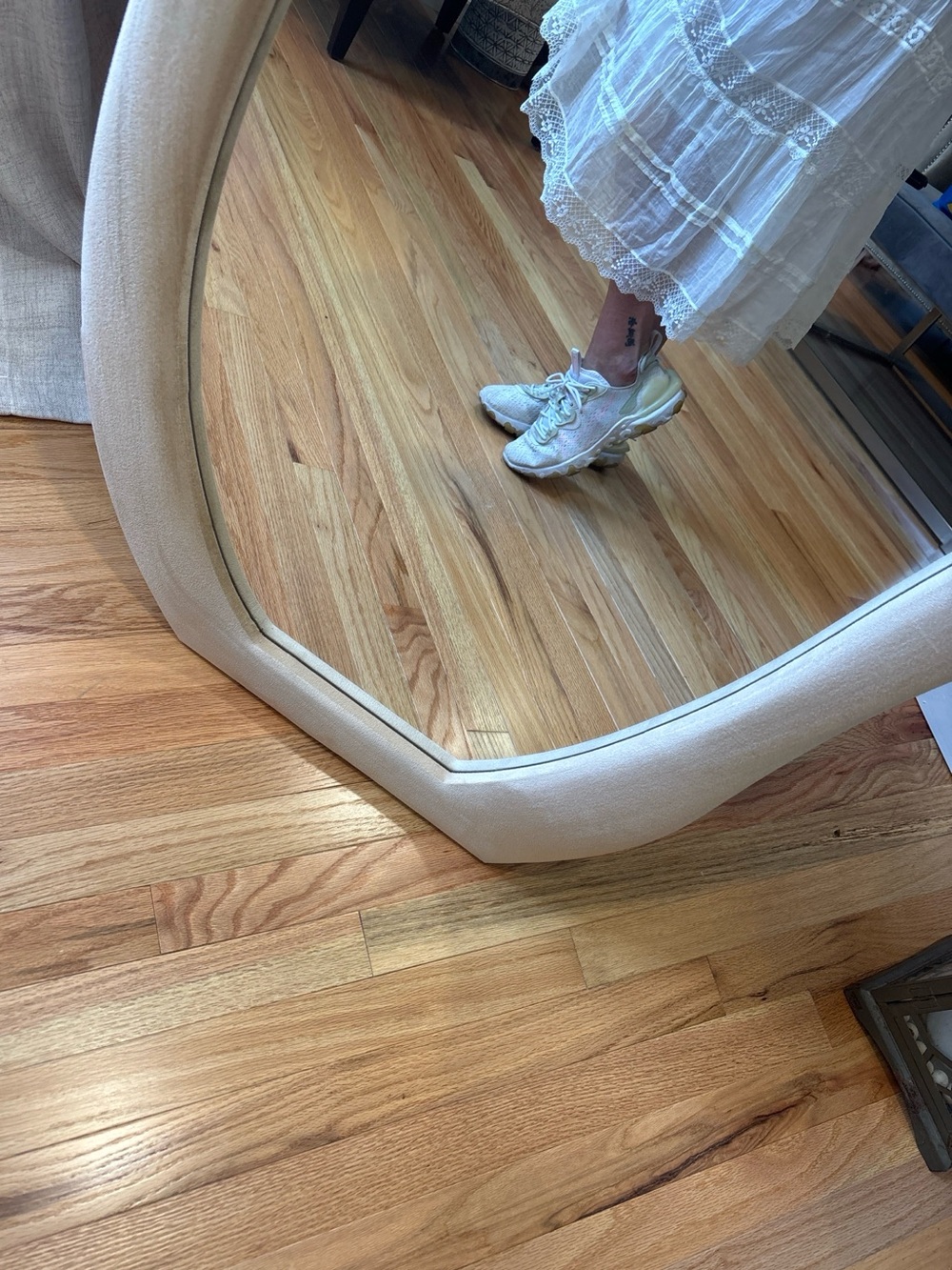 Nike React Vision Sneakers Cream Ivory Pastel Running‎ Shoes Women’s Size 8